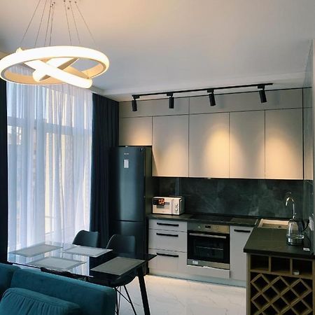 Sunny apartment 5 Odessa Extérieur photo