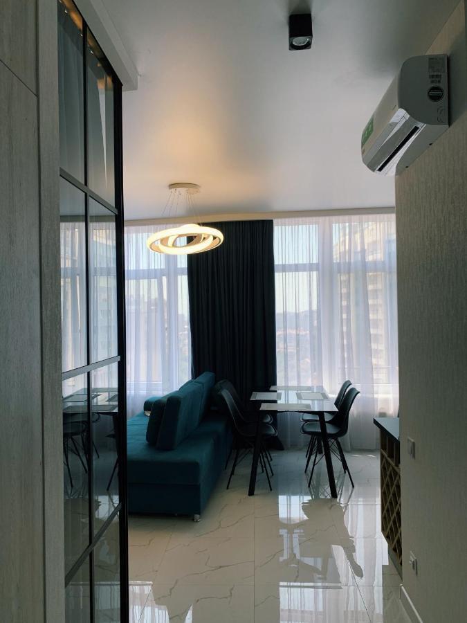 Sunny apartment 5 Odessa Extérieur photo